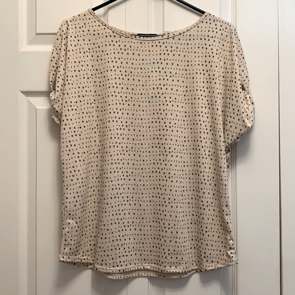 *NWT* Cold Shoulder Stitch Fix Top